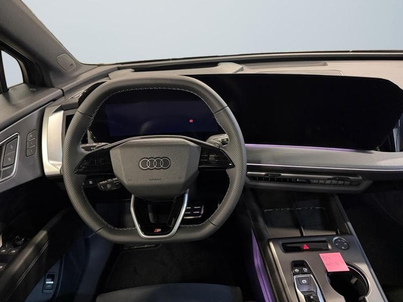 Audi Q4 e-tron suv - 14