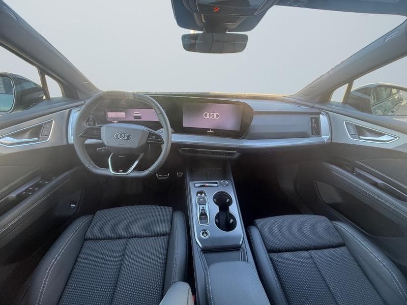 Audi Q4 Corporate S | 77Kwh 286cv 564kms WLTP | Pompe a chauleur | GPS | Carplay | Caméra360 | Led Matrix | Virtual Cockpit | Siége AV chauffants | Capteurs AV + AR | Cuir | Clim Auto | - 11