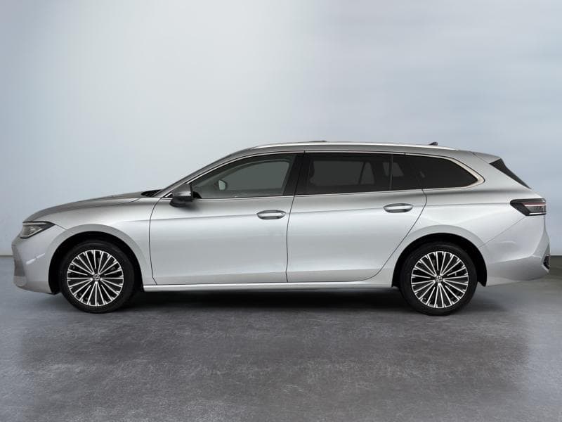 Volkswagen Passat Variant Elegance | 1.5 150 hp | caméra 360 | Car Play | attelage | sieges chauffants + ventilés | toit pano - 5