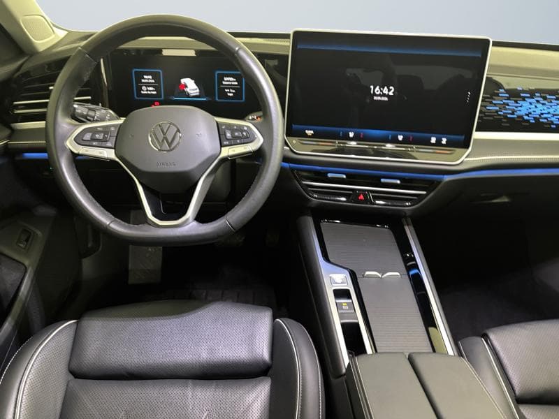 Volkswagen Passat Variant Elegance | 1.5 150 hp | caméra 360 | Car Play | attelage | sieges chauffants + ventilés | toit pano - 13
