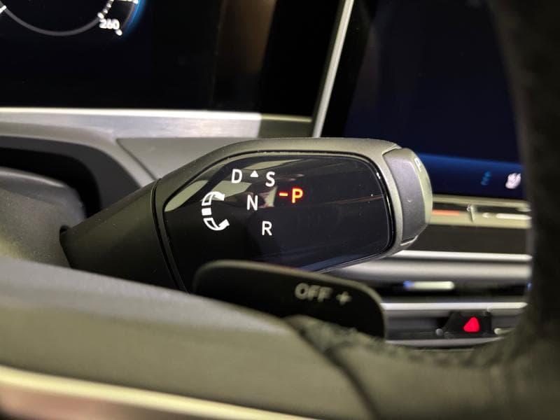 Volkswagen Passat Variant Elegance | 1.5 150 hp | caméra 360 | Car Play | attelage | sieges chauffants + ventilés | toit pano - 15