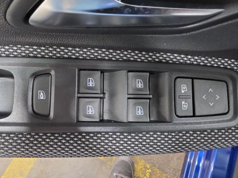 Dacia Sandero 1.0 TCe Comfort CVT 90 Hp - 25
