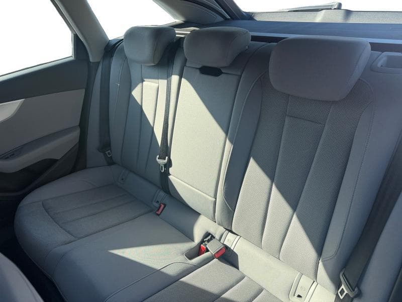 Audi A4 Business | 2.0 TDI 136 Cv | Carplay | GPS | Virtual Cockpit | Capteurs AV+AR - 12