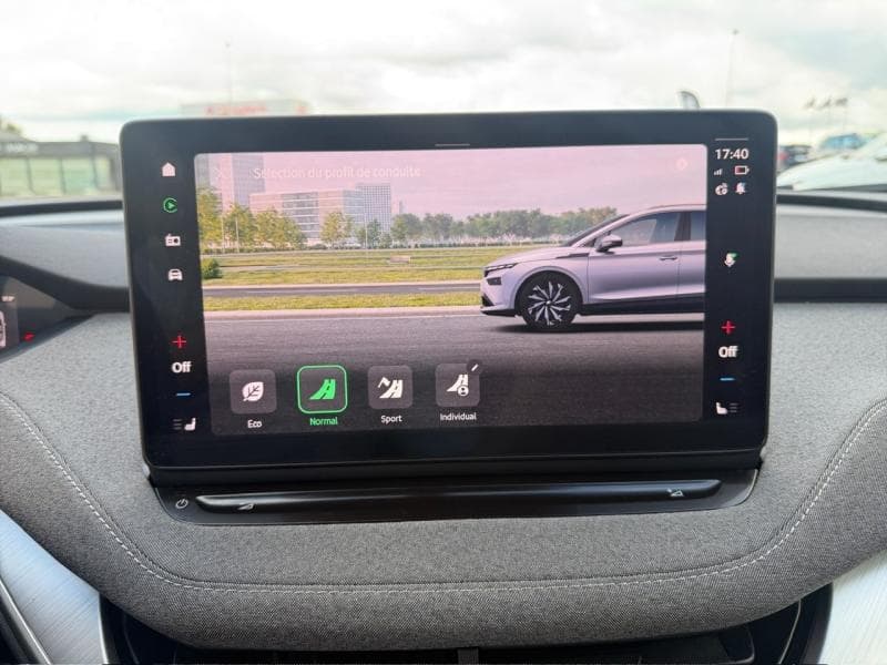 Skoda Enyaq IV | camera arr | carplay | gps - 25