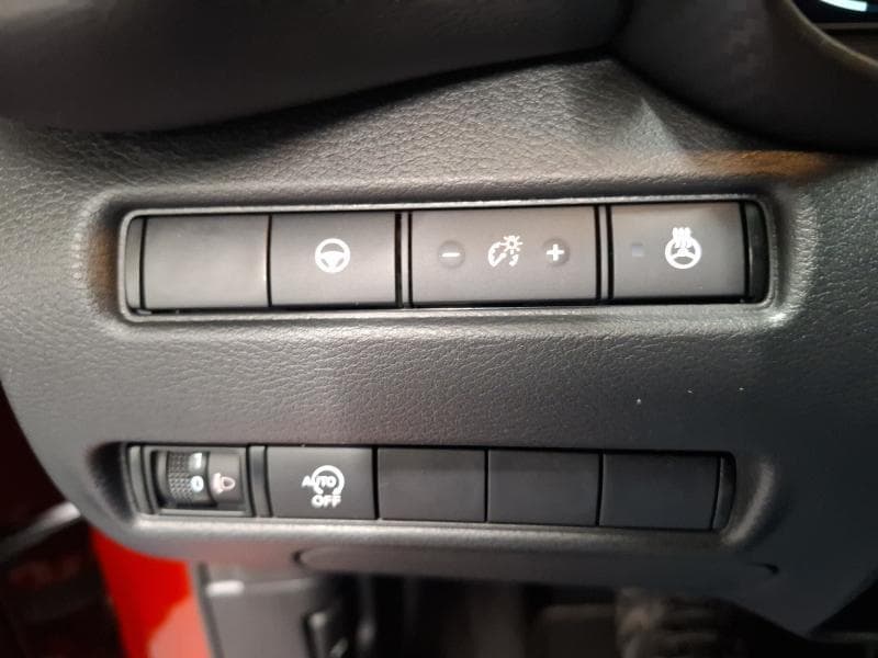Nissan Juke 1.0 DIG-T Tekna - 23