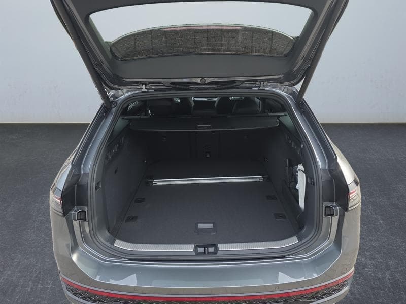 Volkswagen Passat R-line | 1.5 150 CV | GPS | Capteurs Av/Ar | Clim auto | Sièges Av chauffants | CarPlay | Toit Panoramique - 26