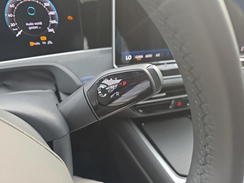 Volkswagen Passat R-line | 1.5 150 CV | GPS | Capteurs Av/Ar | Clim auto | Sièges Av chauffants | CarPlay | Toit Panoramique - 18