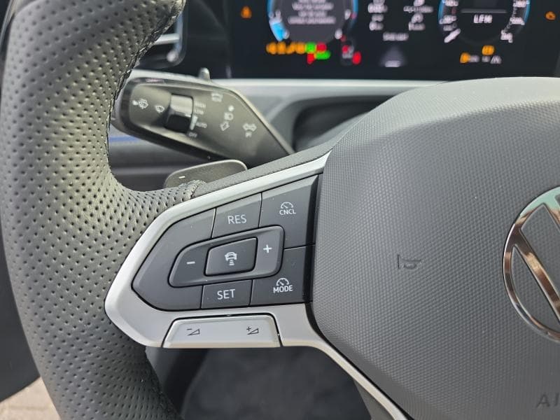 Volkswagen Passat R-line | 1.5 150 CV | GPS | Capteurs Av/Ar | Clim auto | Sièges Av chauffants | CarPlay | Toit Panoramique - 16