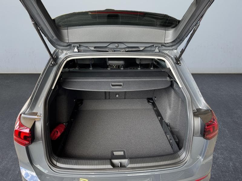 Volkswagen Golf Variant Life Business | 1.5 eTSI 85 kw | Navi | Carplay | Climatronic | Jantes 18 - 8