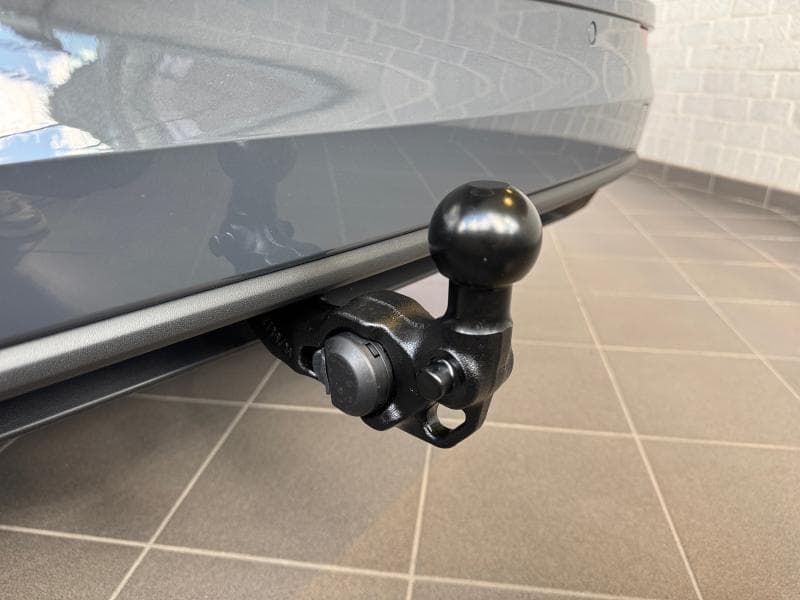 Volkswagen Golf Variant Life Business | 1.5 eTSI 85 kw | Navi | Carplay | Climatronic | Jantes 18 - 23