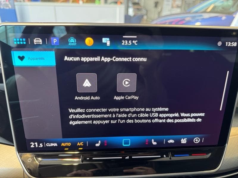 Volkswagen Golf Variant Life Business | 1.5 eTSI 85 kw | Navi | Carplay | Climatronic | Jantes 18 - 20