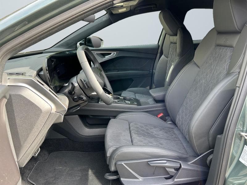 Audi Q4 New Audi Q4 SPORTBACK E-TRON S-line + kit hiver - 11