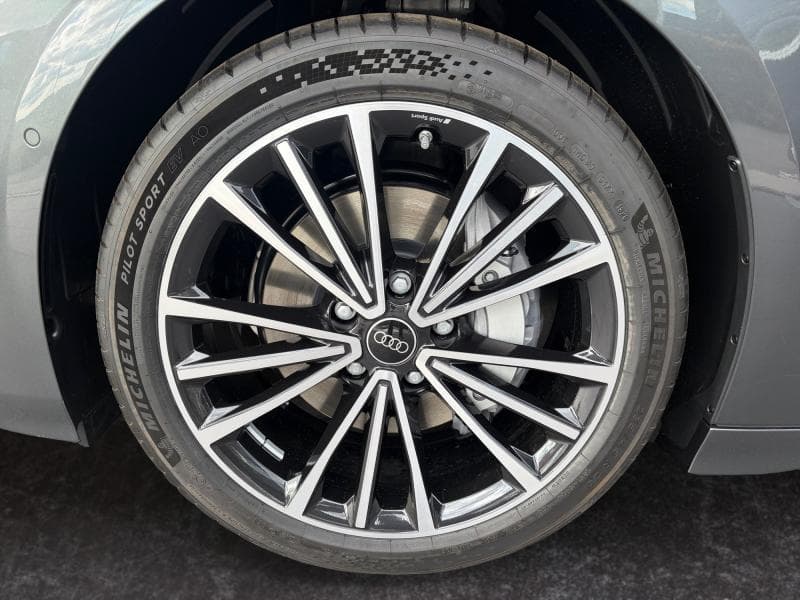 Audi A6 Avant e-tron - 6