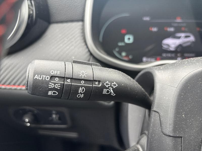 MG ZS Luxury | 1.0 T-GDI AT 110 cv | Boîte auto |Carplay | Clim | Caméra | Alu - 25