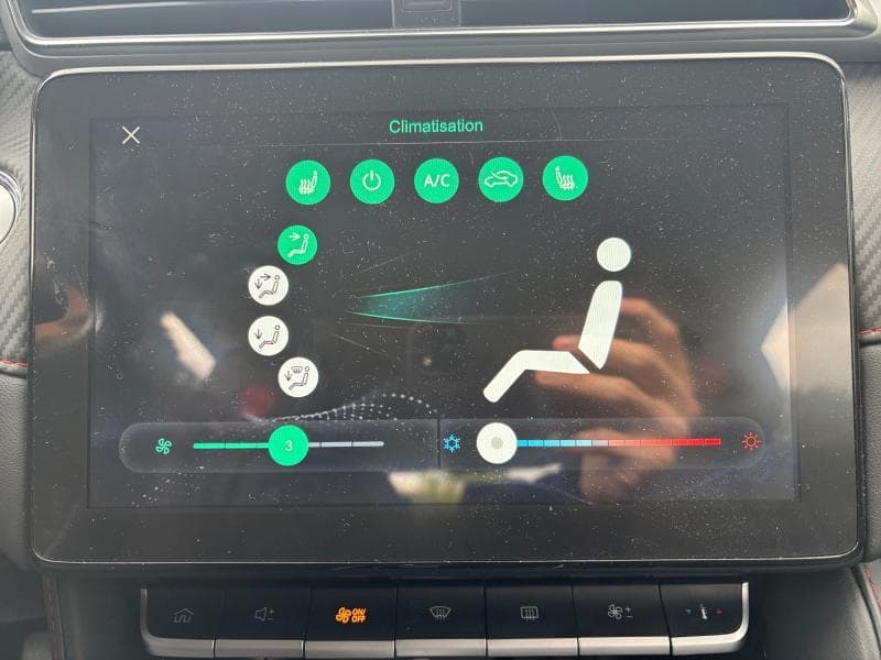 MG ZS Luxury | 1.0 T-GDI AT 110 cv | Boîte auto |Carplay | Clim | Caméra | Alu - 20