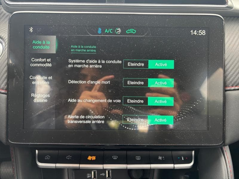MG ZS Luxury | 1.0 T-GDI AT 110 cv | Boîte auto |Carplay | Clim | Caméra | Alu - 19