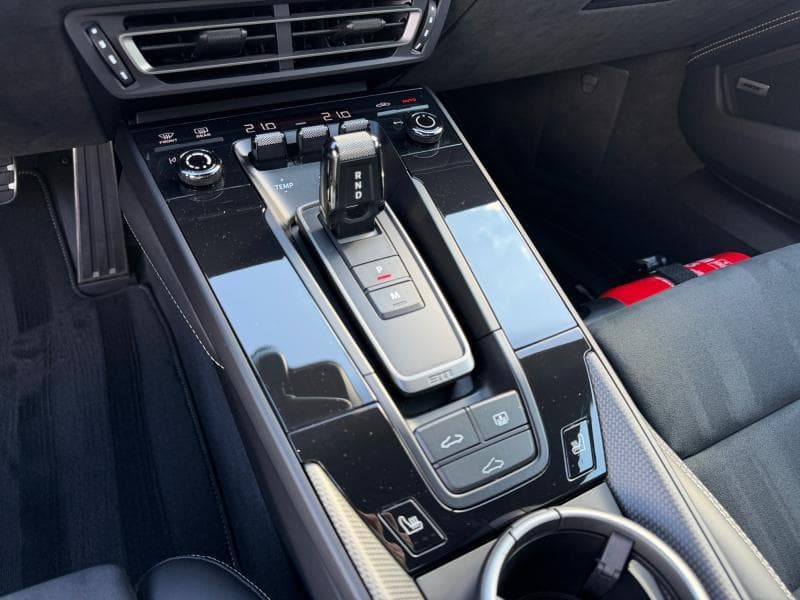 Porsche 911 Carrera 4 GTS | 3.0 480cv | Pack GTS | Pack Carbon | Toit panoramique | 4 roues motrices | échappement sport | Bose - 31
