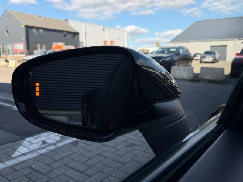 Porsche 911 Carrera 4 GTS | 3.0 480cv | Pack GTS | Pack Carbon | Toit panoramique | 4 roues motrices | échappement sport | Bose - 36