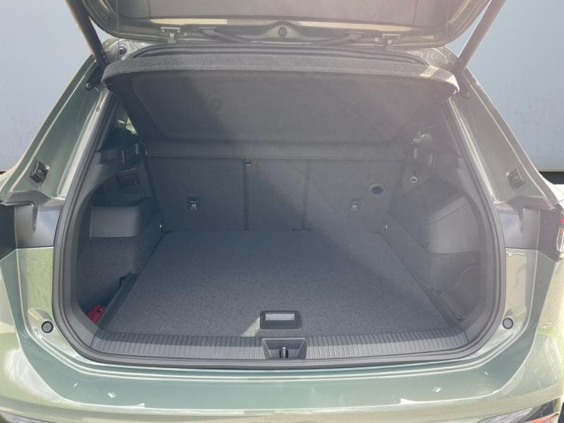 Volkswagen Tiguan R-Line | 1.5 ETSI 150CH | Cuir | Toit Ouvrant | Attelage | Caméra 360 | - 26