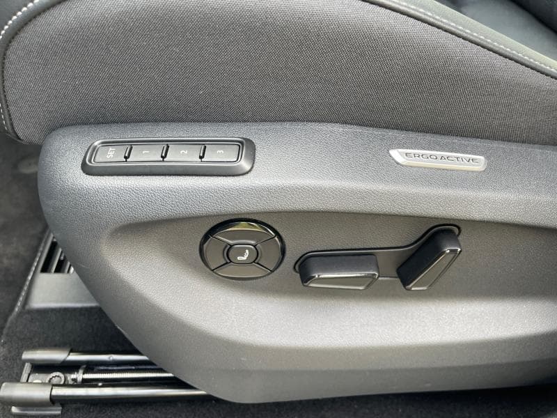 Volkswagen Tiguan R-Line | 1.5 ETSI 150CH | Cuir | Toit Ouvrant | Attelage | Caméra 360 | - 22