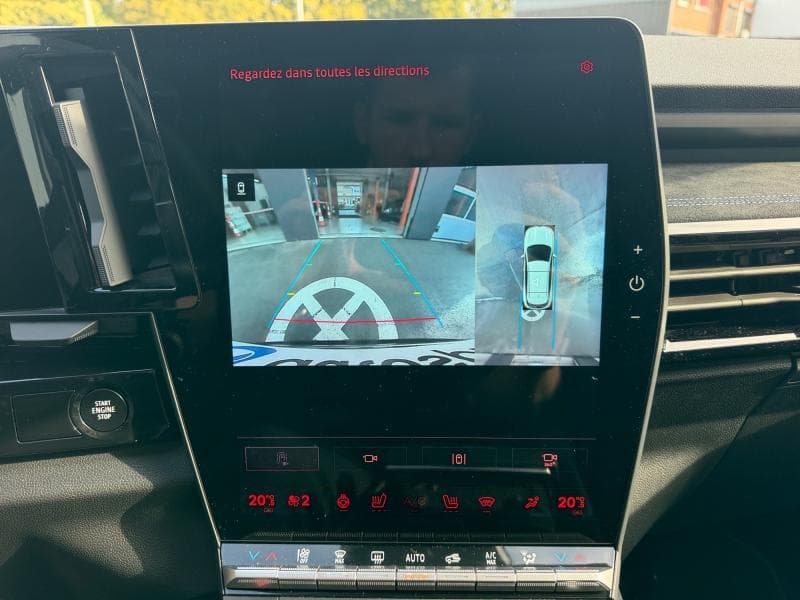 Renault Austral Iconic Esprit Alpine | 1.2 Hybrid 200 cv | 4control | Toit Pano | Harman Kardon | Clim - 23