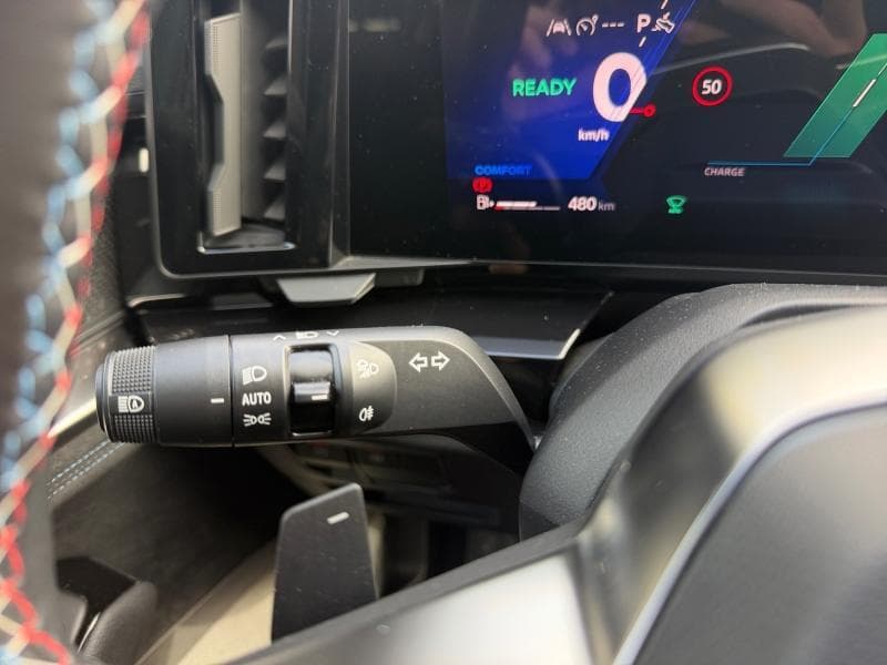 Renault Austral Iconic Esprit Alpine | 1.2 Hybrid 200 cv | 4control | Toit Pano | Harman Kardon | Clim - 22