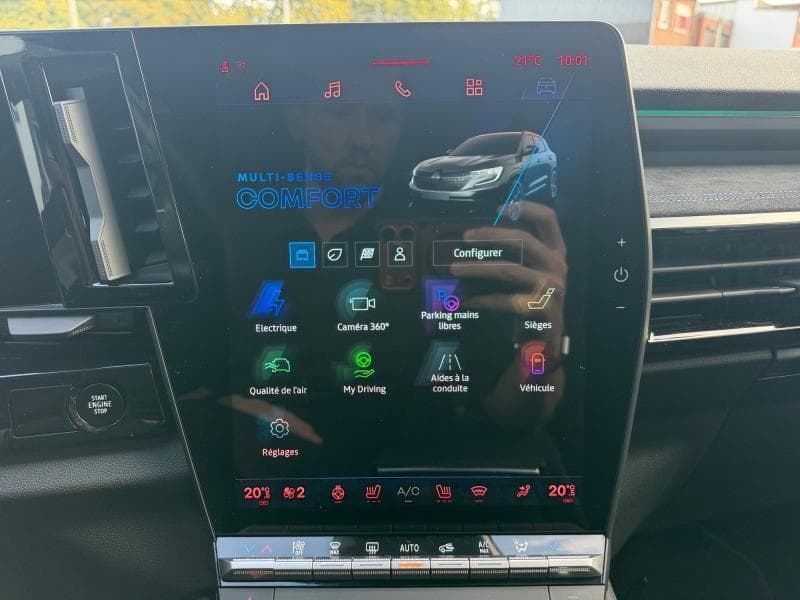 Renault Austral Iconic Esprit Alpine | 1.2 Hybrid 200 cv | 4control | Toit Pano | Harman Kardon | Clim - 29