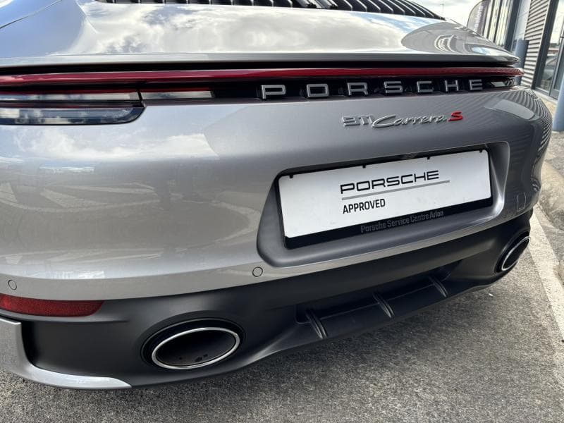 Porsche 911 Carrera S Cabriolet - 17