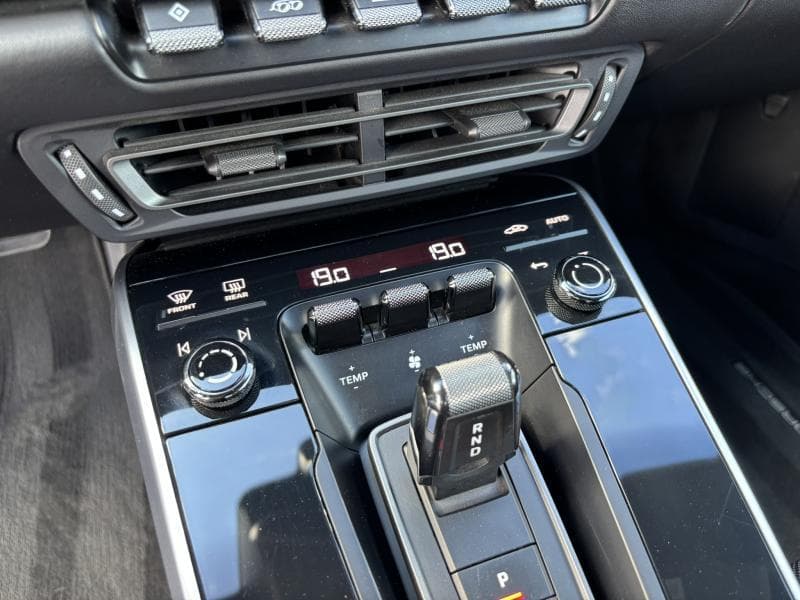 Porsche 911 Carrera S Cabriolet - 28