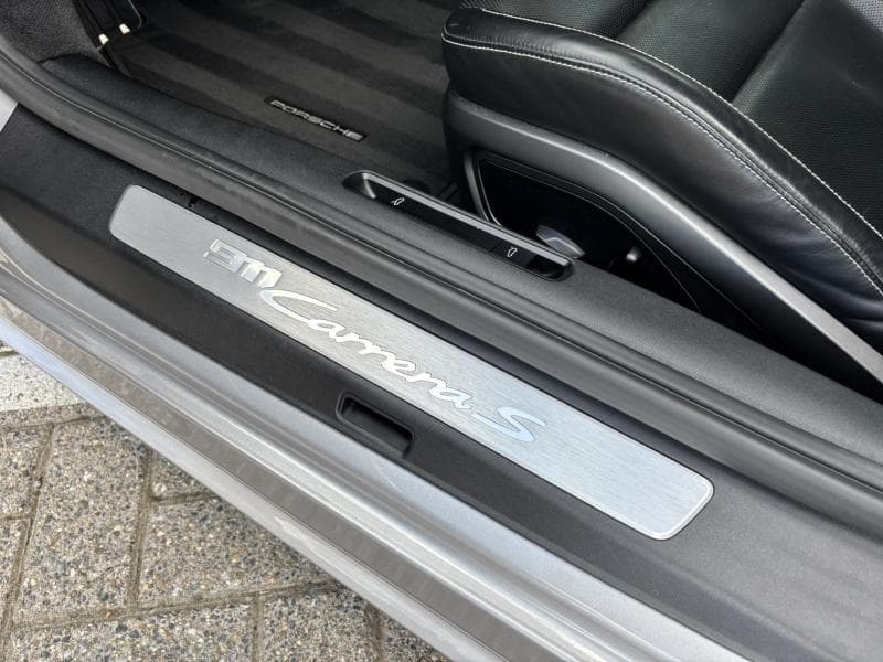 Porsche 911 Carrera S Cabriolet - 32