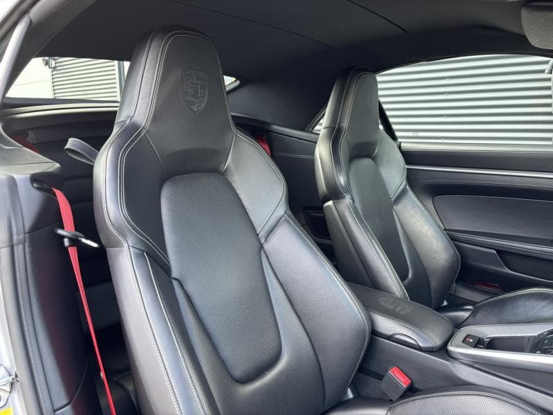 Porsche 911 Carrera S Cabriolet - 22