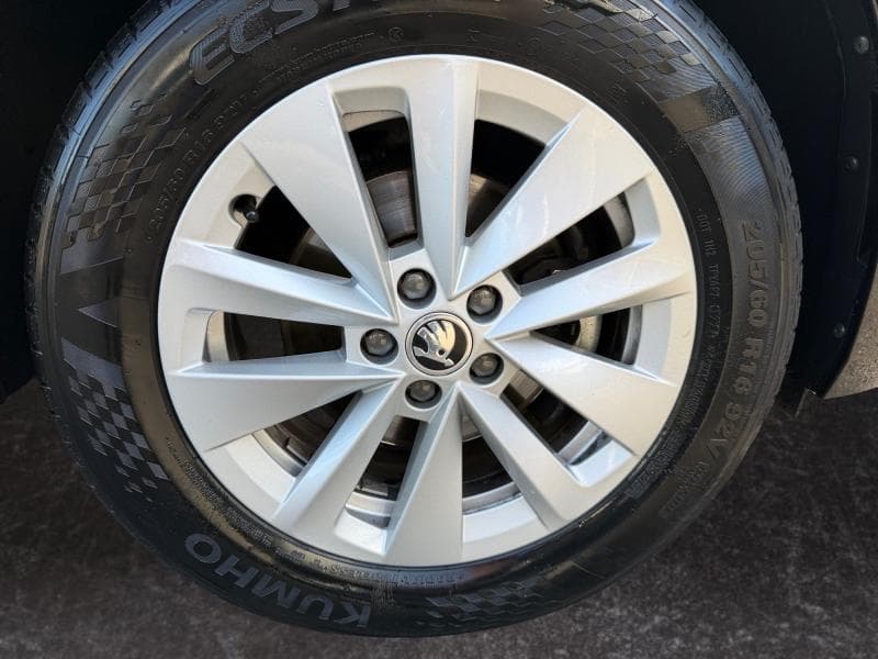 Skoda Kamiq Selection | 1.0 tsi 116 | Camera | clim auto | sieges chauffants | carplay - 26