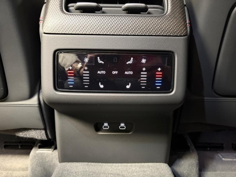 Audi Q7 S line - 36