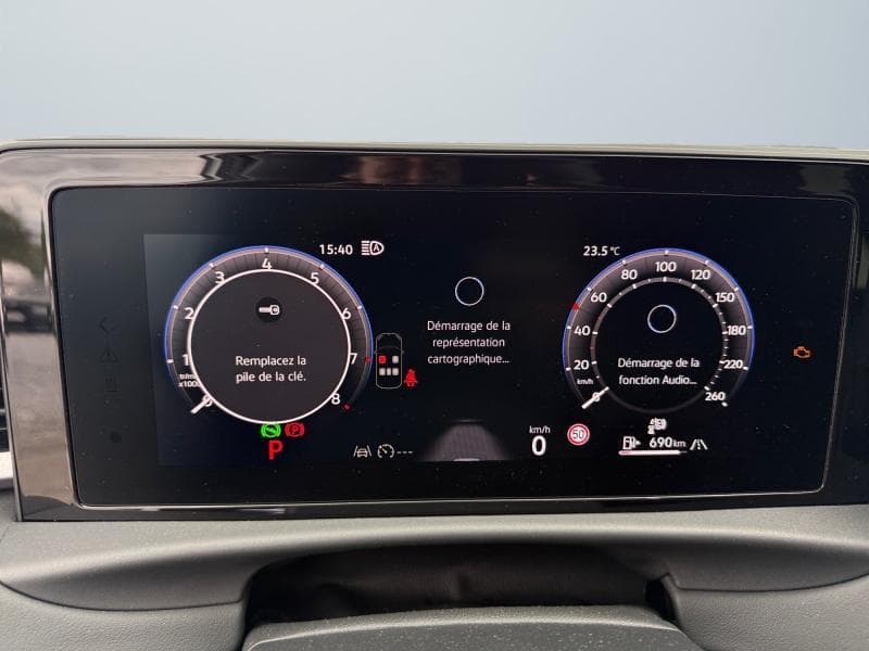 Volkswagen T-Roc R-Line | 1.5 esti 150ch | Boite Auto | App Connect | Caméra 360 | Coffre Elect | - 16