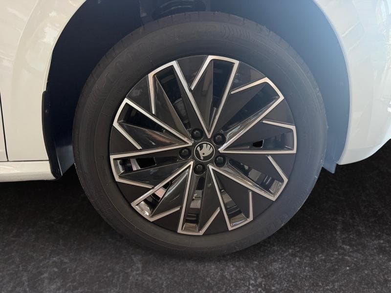 Skoda Kamiq Family - 1.0TSI 116CV DSG - GPS | ATTELAGE | CAMERA | KEYLESS | ACC | COFFRE ELECTRIQUE | SIDE ASSIST - 8