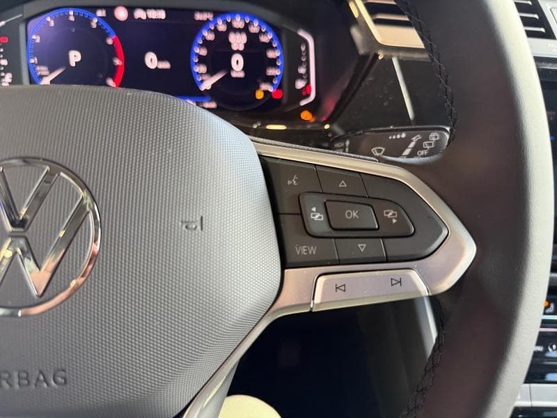 Volkswagen Touran Highline | 1.5 TSI 150 CH | Boite Auto | 7 Places | Toit Ouvrant | Coffre Elect | - 17