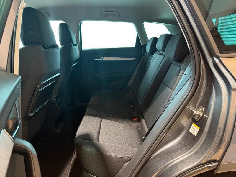 Skoda Karoq Family 1.5 TSI 150cv DSG7 - 10