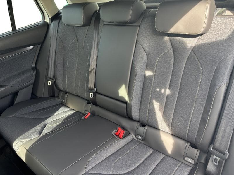 Skoda Elroq Corporate 85 82kWh 286cv - 14