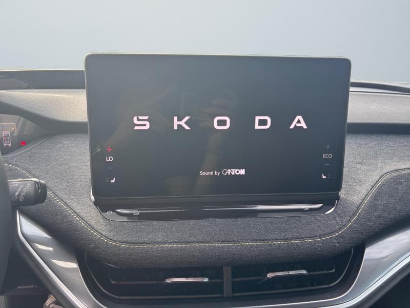 Skoda Elroq Corporate 85 82kWh 286cv - 18