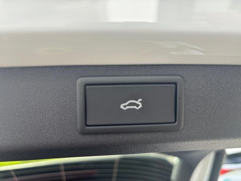 Skoda Elroq Corporate 85 82kWh 286cv - 29
