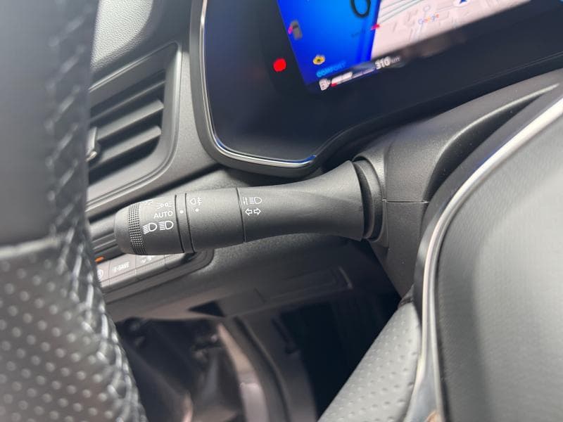 Renault Captur 1.6i E-TECH Techno 145 Hp - 16