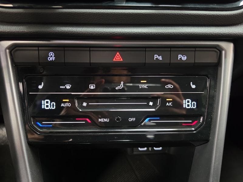 Volkswagen T-Roc Life | 1.5 Tsi 150 cv | GPS | Carplay | Camera | Sieges chauffants - 28