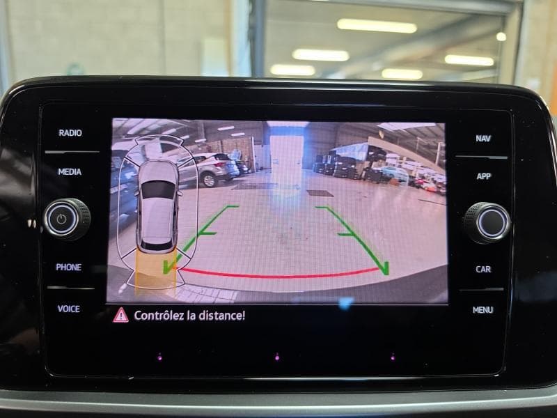 Volkswagen T-Roc Life | 1.5 Tsi 150 cv | GPS | Carplay | Camera | Sieges chauffants - 23