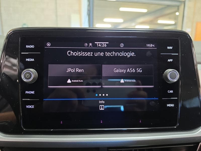 Volkswagen T-Roc Life | 1.5 Tsi 150 cv | GPS | Carplay | Camera | Sieges chauffants - 22