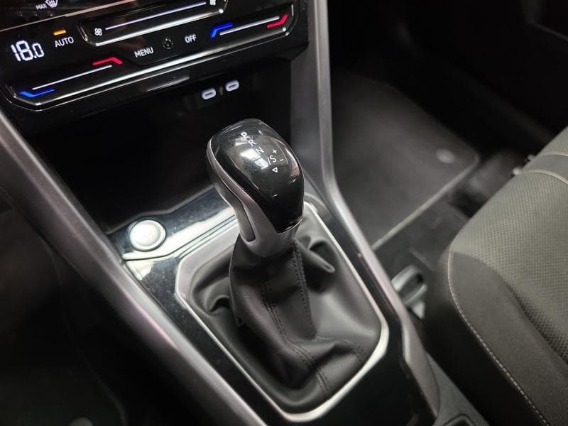 Volkswagen T-Roc Life | 1.5 Tsi 150 cv | GPS | Carplay | Camera | Sieges chauffants - 25