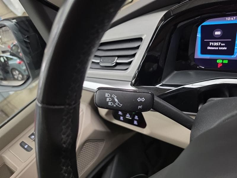 Volkswagen T7 Multivan Life | 2.0 TDi 150 cv | 7 places | GPS | Toit pano | Carplay | Camera | Attache remorque - 16