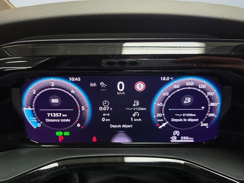 Volkswagen T7 Multivan Life | 2.0 TDi 150 cv | 7 places | GPS | Toit pano | Carplay | Camera | Attache remorque - 15