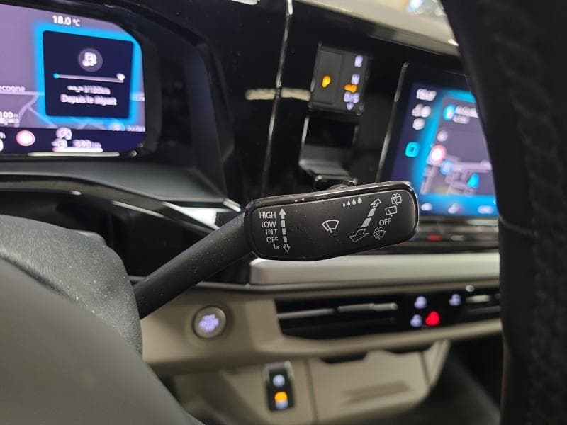 Volkswagen T7 Multivan Life | 2.0 TDi 150 cv | 7 places | GPS | Toit pano | Carplay | Camera | Attache remorque - 19