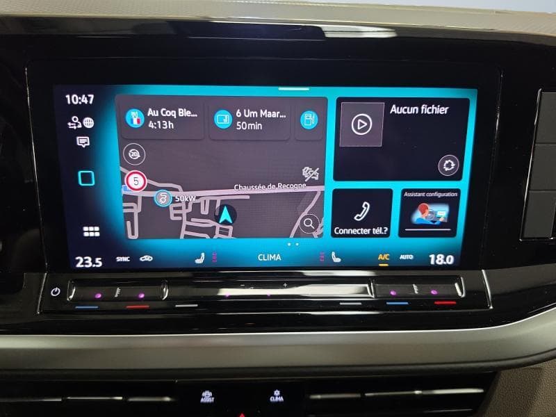 Volkswagen T7 Multivan Life | 2.0 TDi 150 cv | 7 places | GPS | Toit pano | Carplay | Camera | Attache remorque - 20