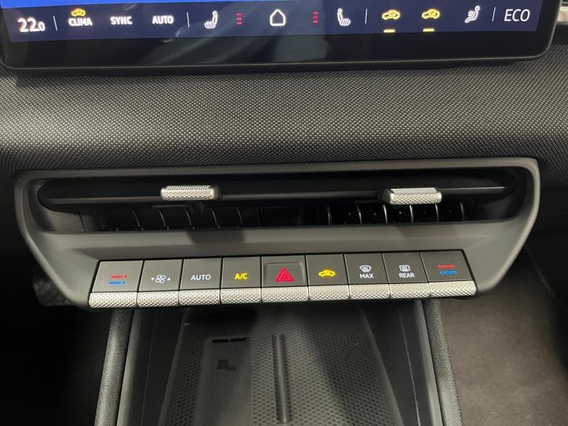 Volkswagen ID.Polo Edition One | 52 kWh 211 cv | Carplay | Camera | Sieges + volant chauffant | Dispo 02/2027 - 28